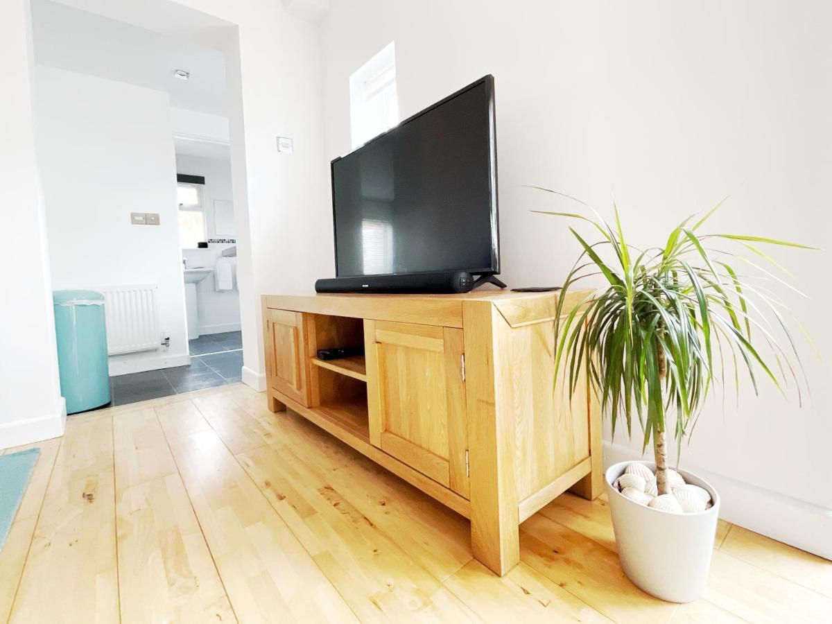 White Eden - Explore Cornwall From A Comfy Central Appartment St Austell Exterior foto